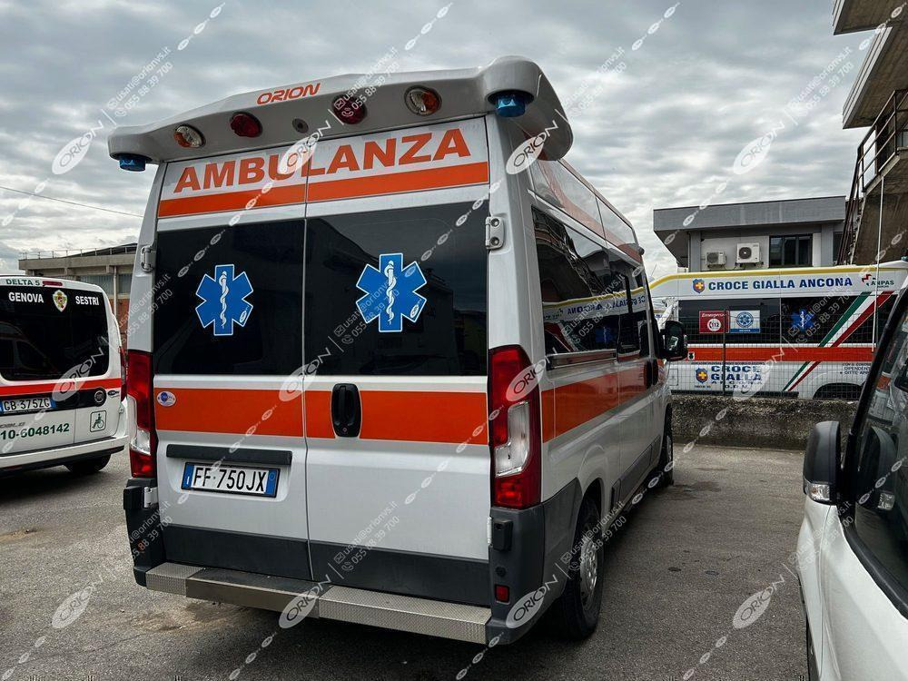 FIAT FIAT 290 DUCATO - Pohotovostní vůz: obrázek 2 FIAT FIAT 290 DUCATO - Pohotovostní vůz: obrázek 2