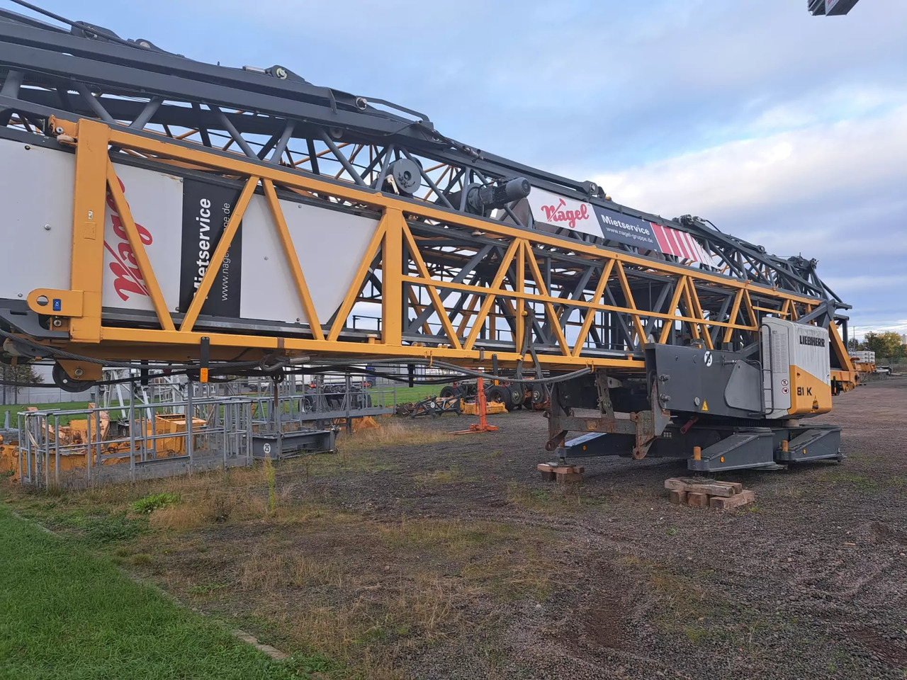 2013 Liebherr 81 K - Samostavitelný jeřáb: obrázek 3 2013 Liebherr 81 K - Samostavitelný jeřáb: obrázek 3