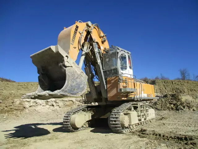 2013 Liebherr R 974 C Hochlöffel - Pásové rýpadlo: obrázek 1 2013 Liebherr R 974 C Hochlöffel - Pásové rýpadlo: obrázek 1