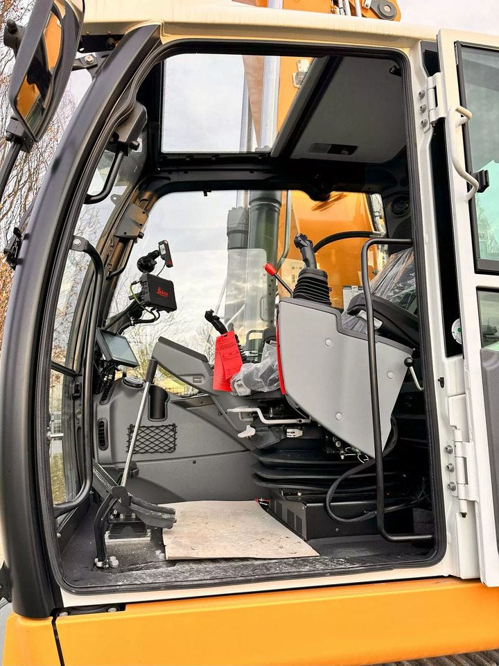 2023 Liebherr R 926 Litronic G8.0-D - Pásové rýpadlo: obrázek 4 2023 Liebherr R 926 Litronic G8.0-D - Pásové rýpadlo: obrázek 4