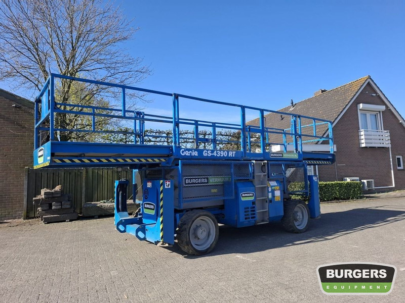 Genie GS4390 RT - Nůžková plošina: obrázek 1 Genie GS4390 RT - Nůžková plošina: obrázek 1