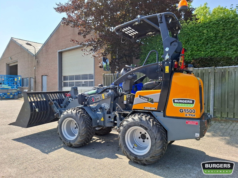 Giant G1500 X-TRA - Smykem řízený nakladač pásový: obrázek 4 Giant G1500 X-TRA - Smykem řízený nakladač pásový: obrázek 4