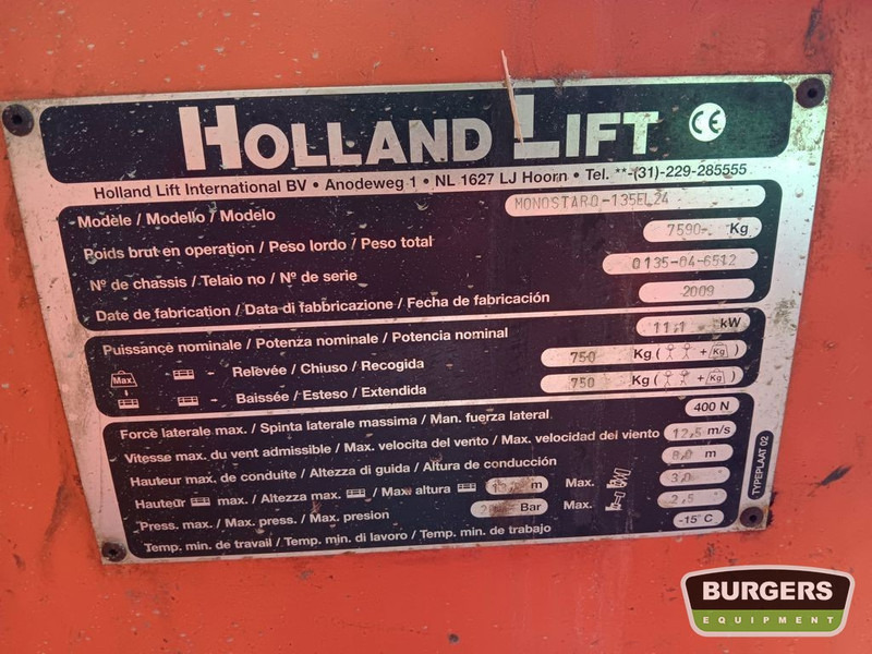 HOLLANDLIFT Q135 EL24 - Nůžková plošina: obrázek 5 HOLLANDLIFT Q135 EL24 - Nůžková plošina: obrázek 5
