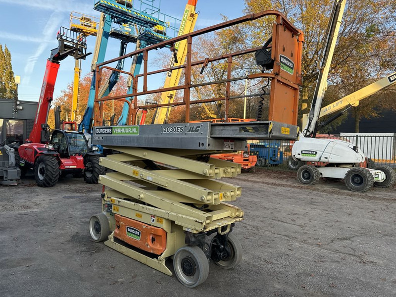 JLG 2030ES - Nůžková plošina: obrázek 2 JLG 2030ES - Nůžková plošina: obrázek 2