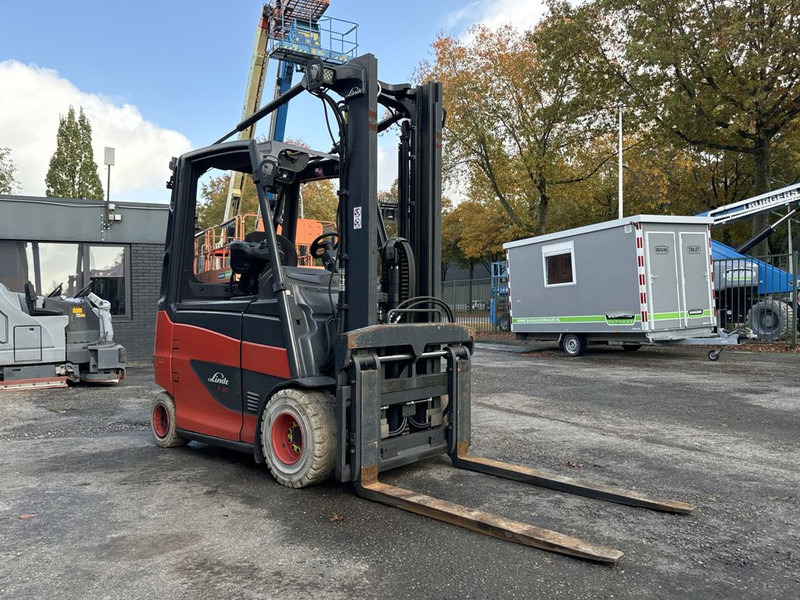 Linde E30H-01/600 - Elektrický vysokozdvižný vozík: obrázek 5 Linde E30H-01/600 - Elektrický vysokozdvižný vozík: obrázek 5