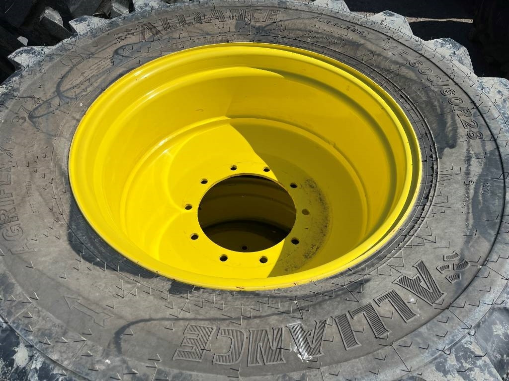Alliance 650/65R38 600/60R28 till JD 6155 M  - Pneumatiky pro Zemědělská technika: obrázek 3 Alliance 650/65R38 600/60R28 till JD 6155 M  - Pneumatiky pro Zemědělská technika: obrázek 3