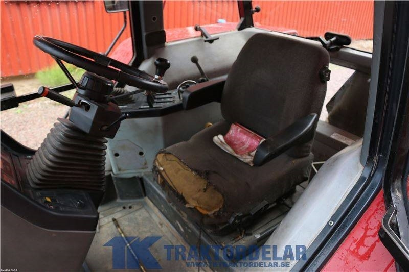 Case 5140 Maxxum - Kabina pro Traktor: obrázek 5 Case 5140 Maxxum - Kabina pro Traktor: obrázek 5