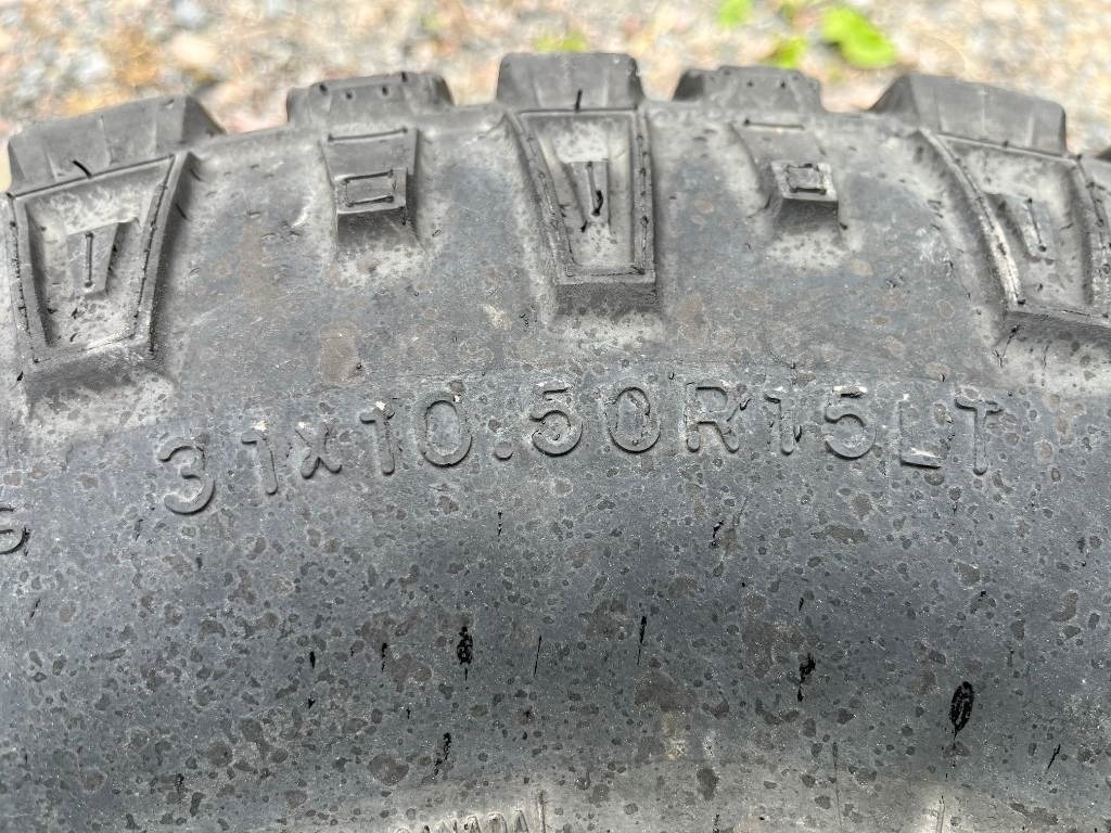 Goodyear 31X10,5 15 Holder C270 - Kompletní kolo: obrázek 3 Goodyear 31X10,5 15 Holder C270 - Kompletní kolo: obrázek 3
