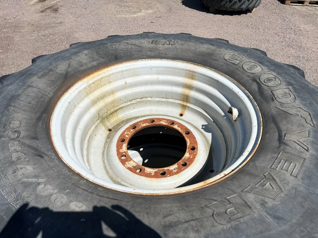 Goodyear 600/70R30 till Valmet 280 mfl - Pneumatiky pro Zemědělská technika: obrázek 3 Goodyear 600/70R30 till Valmet 280 mfl - Pneumatiky pro Zemědělská technika: obrázek 3