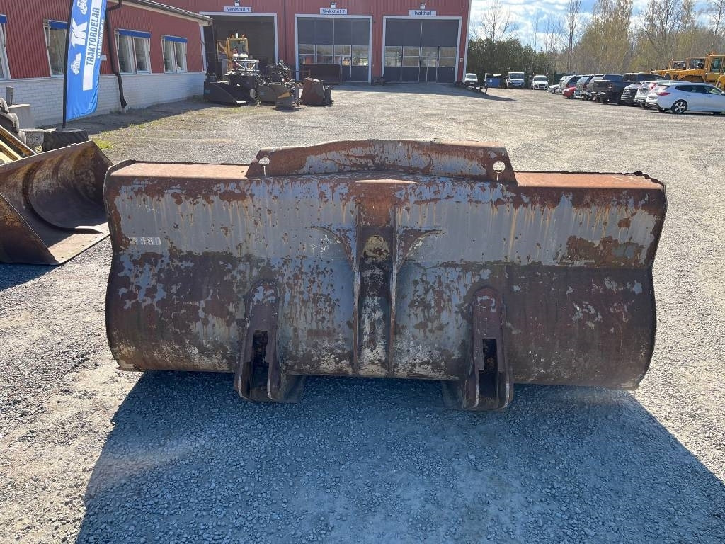 Grusskopa / Jordskopa / Bucket Volvo L70C L70B - Nakládací lžíce pro Stavební technika: obrázek 3 Grusskopa / Jordskopa / Bucket Volvo L70C L70B - Nakládací lžíce pro Stavební technika: obrázek 3