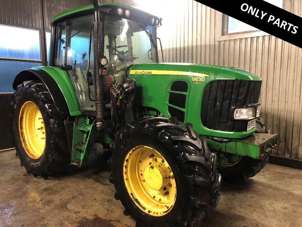 John Deere 6620 Dismantled: only spare parts - Traktor: obrázek 1 John Deere 6620 Dismantled: only spare parts - Traktor: obrázek 1