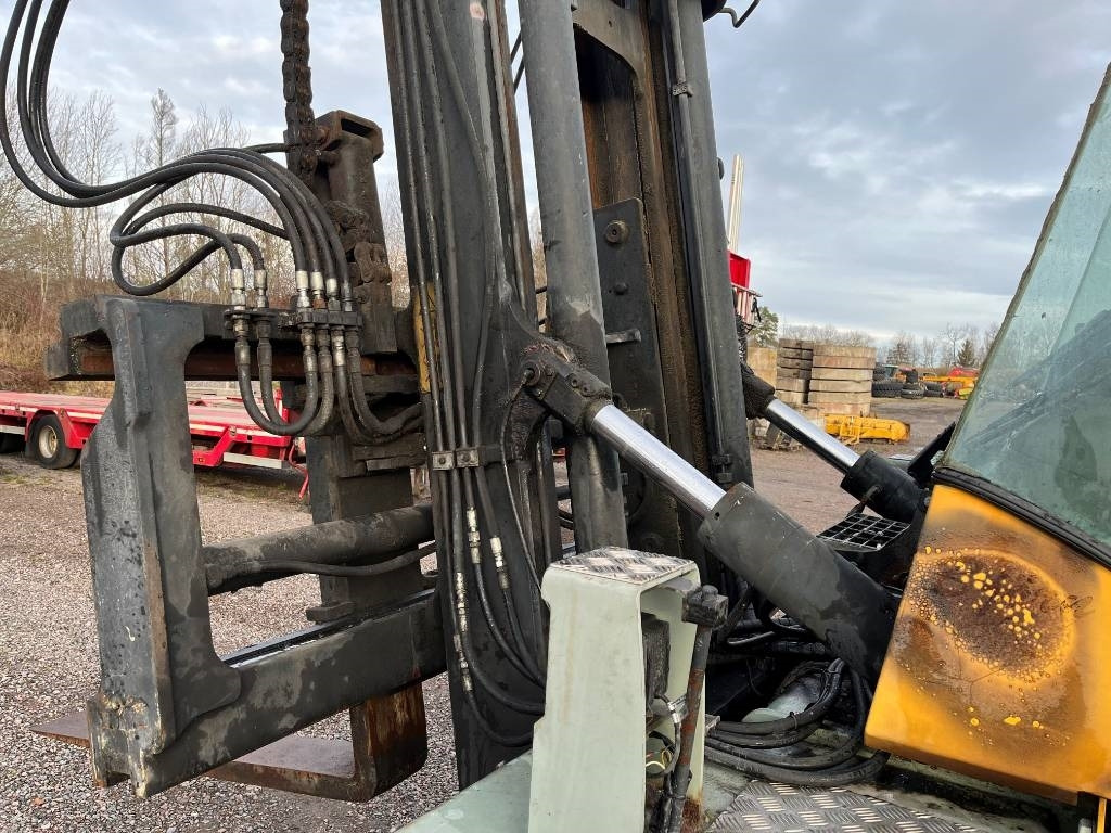 Dieselový vysokozdvižný vozík Kalmar DCE 100-6: obrázek 11 Dieselový vysokozdvižný vozík Kalmar DCE 100-6: obrázek 11