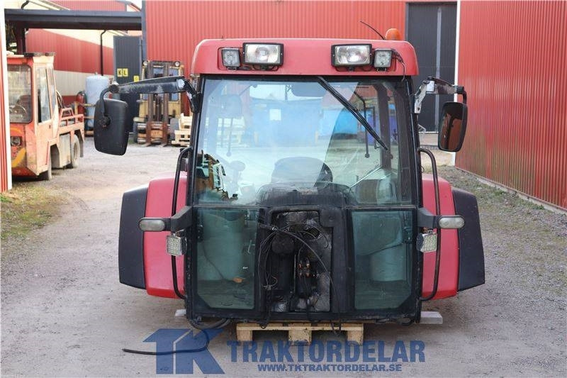 McCormick MTX 185 - Kabina pro Zemědělská technika: obrázek 1 McCormick MTX 185 - Kabina pro Zemědělská technika: obrázek 1