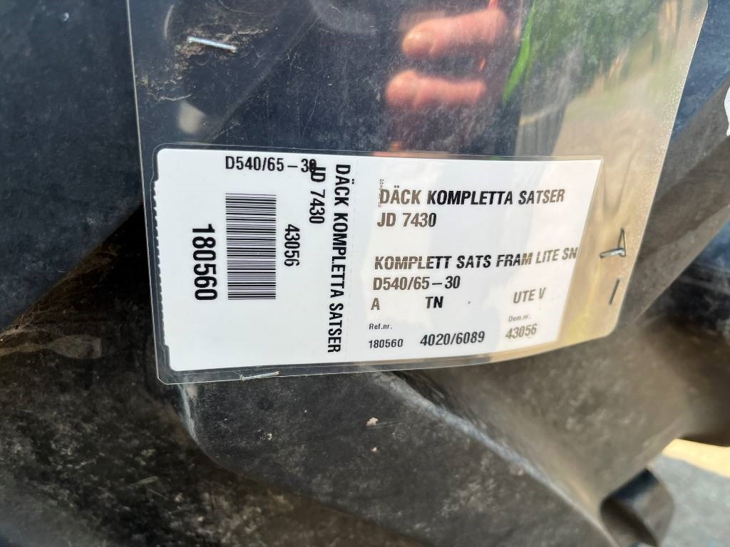 Michelin 540/65R30 till John Deere 7430 - Pneumatiky pro Zemědělská technika: obrázek 2 Michelin 540/65R30 till John Deere 7430 - Pneumatiky pro Zemědělská technika: obrázek 2