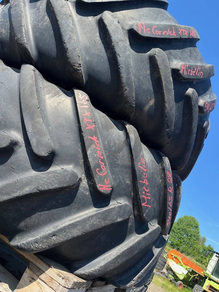 Michelin 650/65R38 520/65R28 till Case , MC Cormick - Pneumatiky pro Zemědělská technika: obrázek 4 Michelin 650/65R38 520/65R28 till Case , MC Cormick - Pneumatiky pro Zemědělská technika: obrázek 4