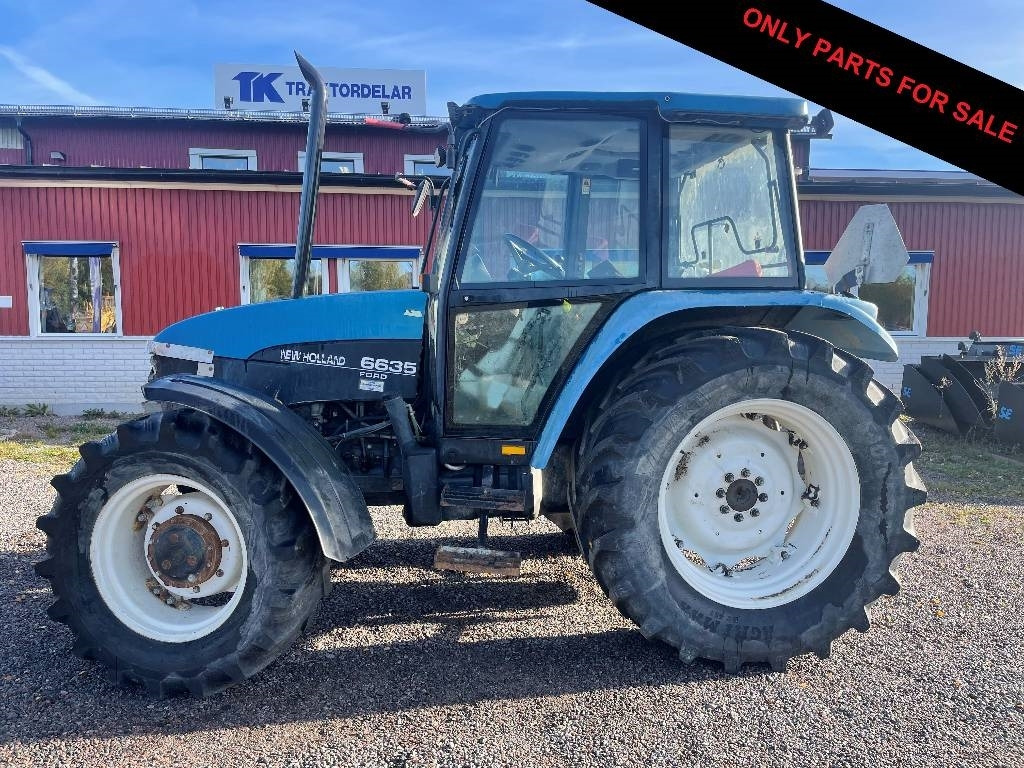 New Holland 6635 Dismantled: only spare parts - Traktor: obrázek 1 New Holland 6635 Dismantled: only spare parts - Traktor: obrázek 1