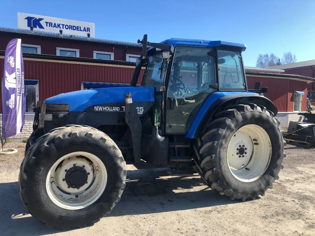 New Holland TM 115 Dismantled: only spare parts - Traktor: obrázek 1 New Holland TM 115 Dismantled: only spare parts - Traktor: obrázek 1