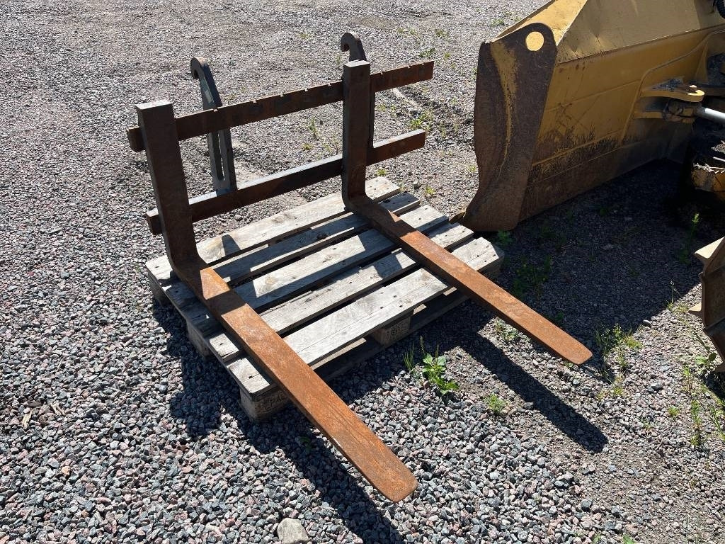 Pallgafflar Gaffelställ Volvo L25 L20 - Vidle pro Stavební technika: obrázek 2 Pallgafflar Gaffelställ Volvo L25 L20 - Vidle pro Stavební technika: obrázek 2