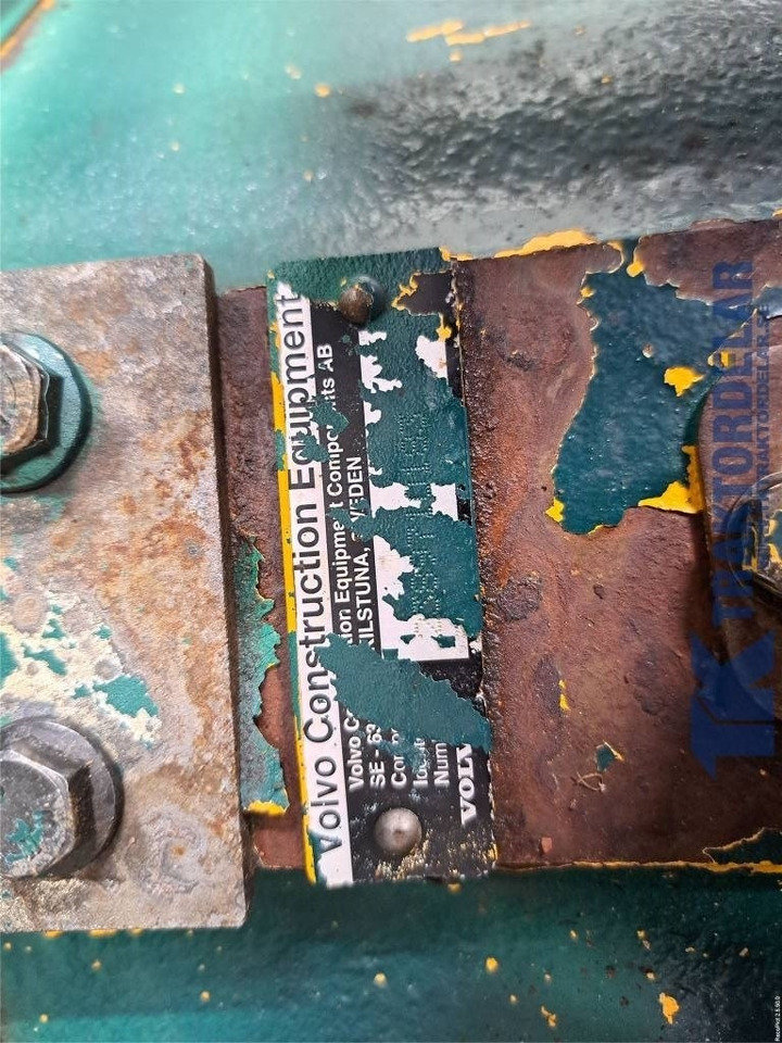 Volvo L 120 E Framvagn - Náprava a díly pro Stavební technika: obrázek 3 Volvo L 120 E Framvagn - Náprava a díly pro Stavební technika: obrázek 3