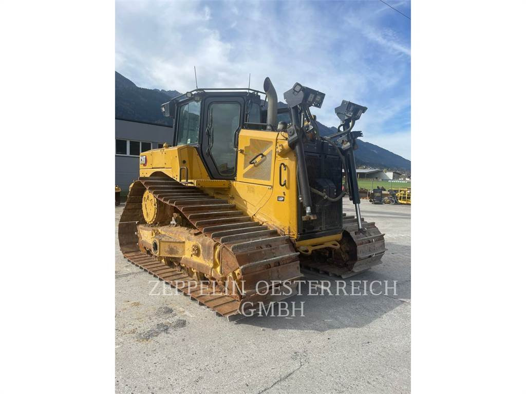 CAT D6-20XE - Buldozer: obrázek 2 CAT D6-20XE - Buldozer: obrázek 2