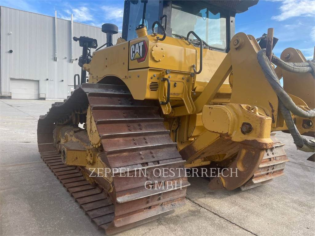 CAT D6-20XE - Buldozer: obrázek 4 CAT D6-20XE - Buldozer: obrázek 4