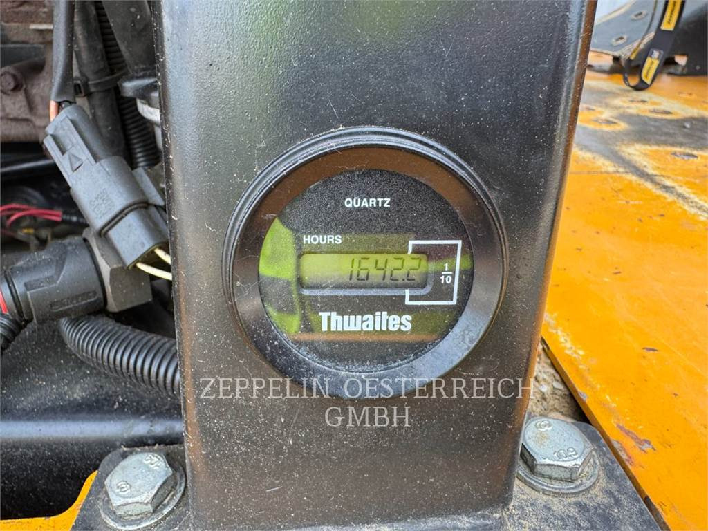 Thwaites T450 - Mini-sklápěčka: obrázek 5 Thwaites T450 - Mini-sklápěčka: obrázek 5