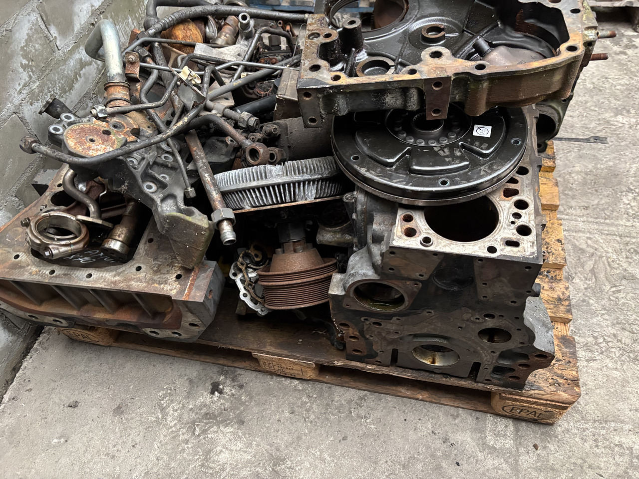 Axion 870 New Holland T7.270 T7 270 Silnik FPT 6.7 L Tłumik Drgań Koło Zamachowe Blok Pokrywa CZĘŚCI - Setrvačník pro Zemědělská technika: obrázek 3 Axion 870 New Holland T7.270 T7 270 Silnik FPT 6.7 L Tłumik Drgań Koło Zamachowe Blok Pokrywa CZĘŚCI - Setrvačník pro Zemědělská technika: obrázek 3