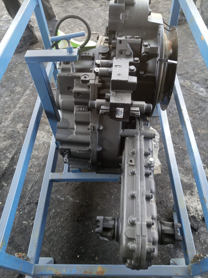 CAT-skrzynia biegów/NOWA skrzynia biegów do CAT/JLG - Převodovka pro Zemědělská technika: obrázek 1 CAT-skrzynia biegów/NOWA skrzynia biegów do CAT/JLG - Převodovka pro Zemědělská technika: obrázek 1