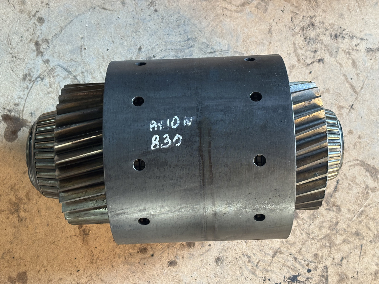 Claas AXION 830 CMATIC Dzwon Sprzęgła Koło Zębate 0011658820 0011658740 0011658920 - Spojka a díly pro Zemědělská technika: obrázek 1 Claas AXION 830 CMATIC Dzwon Sprzęgła Koło Zębate 0011658820 0011658740 0011658920 - Spojka a díly pro Zemědělská technika: obrázek 1