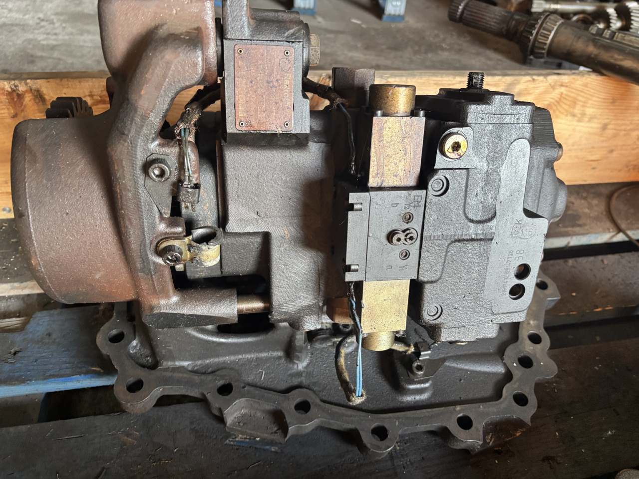 Claas AXION 830 CMATIC Pompa Jazdy Autopower REXROTH A40CTI045 10ML06Z600SAE00-S - Transmise pro Zemědělská technika: obrázek 4 Claas AXION 830 CMATIC Pompa Jazdy Autopower REXROTH A40CTI045 10ML06Z600SAE00-S - Transmise pro Zemědělská technika: obrázek 4