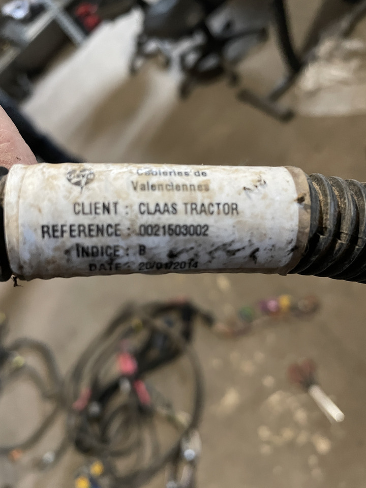 Claas Arion 550-520 650-620 - kabel wiązka elektryczna 0021502993 - Kabely/ Vodiče pro Traktor: obrázek 4 Claas Arion 550-520 650-620 - kabel wiązka elektryczna 0021502993 - Kabely/ Vodiče pro Traktor: obrázek 4