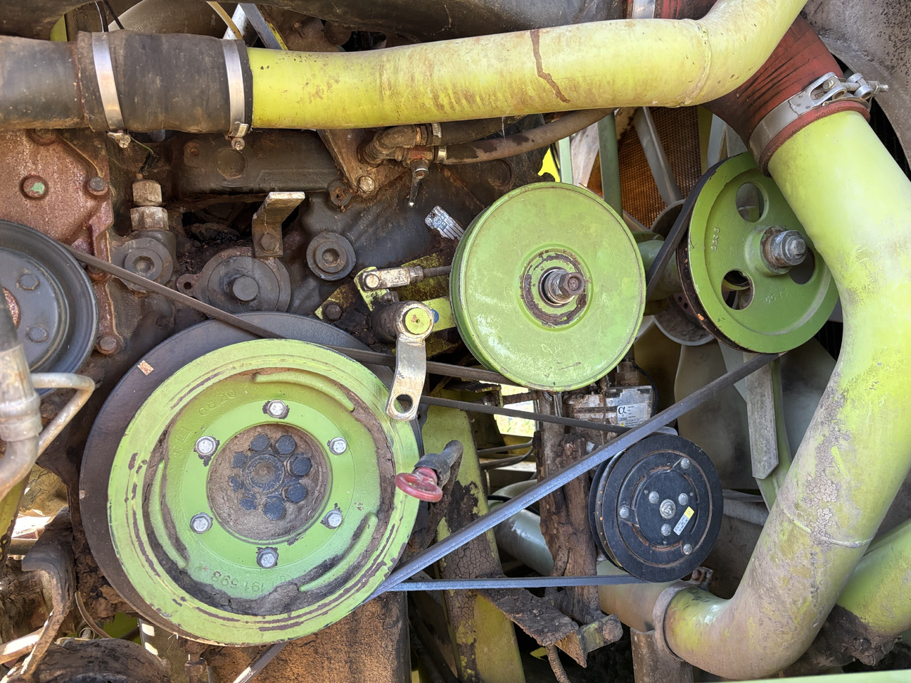 Claas Jaguar 820 840 860 880 Koło Pasowe 0009846790 00 0984 679 0 - Řemen pro Zemědělská technika: obrázek 2 Claas Jaguar 820 840 860 880 Koło Pasowe 0009846790 00 0984 679 0 - Řemen pro Zemědělská technika: obrázek 2