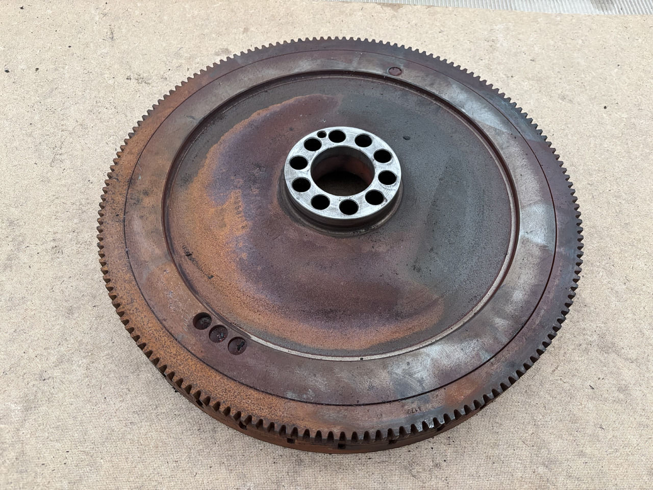 Claas Jaguar Lexion Koło Zamachowe OM502LA 4570320801 - Setrvačník pro Zemědělská technika: obrázek 3 Claas Jaguar Lexion Koło Zamachowe OM502LA 4570320801 - Setrvačník pro Zemědělská technika: obrázek 3