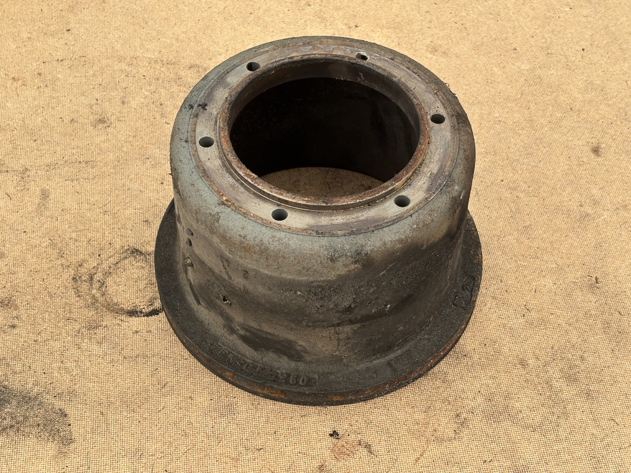 Claas Lexion 780 Koło pasowe Dzwon 00 0780 086 0 0007800860 - Řemen pro Sklízecí mlátička: obrázek 1 Claas Lexion 780 Koło pasowe Dzwon 00 0780 086 0 0007800860 - Řemen pro Sklízecí mlátička: obrázek 1