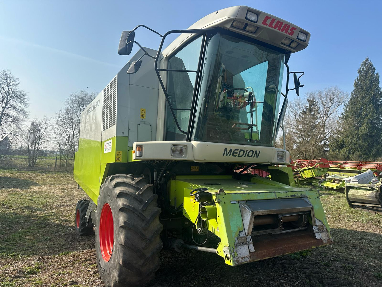 Claas Medion 310 z roku 2002. - Sklízecí mlátička: obrázek 3 Claas Medion 310 z roku 2002. - Sklízecí mlátička: obrázek 3