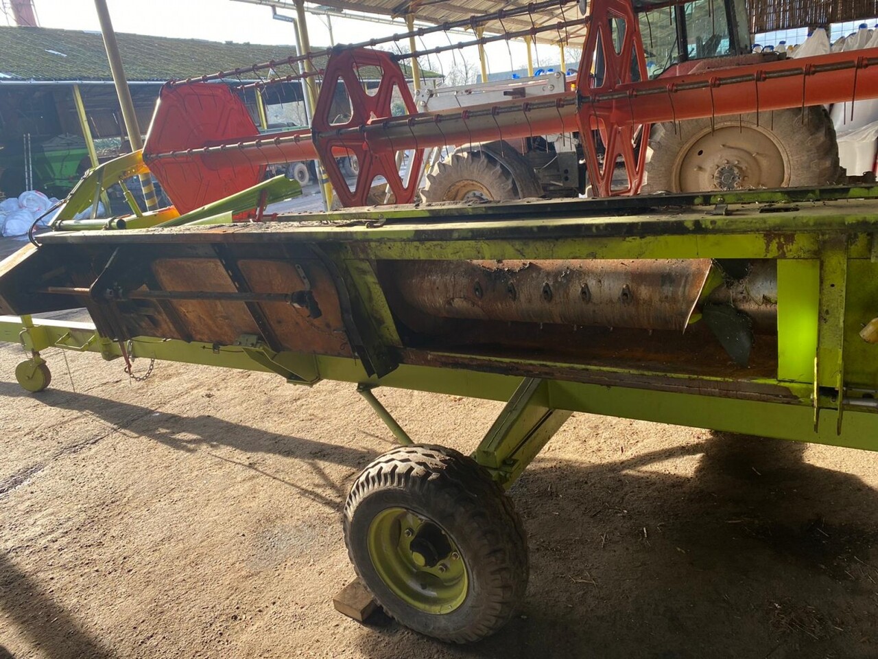 Motor pro Sklízecí mlátička Claas Mega 360 [CZĘŚCI] - Silnik: obrázek 14