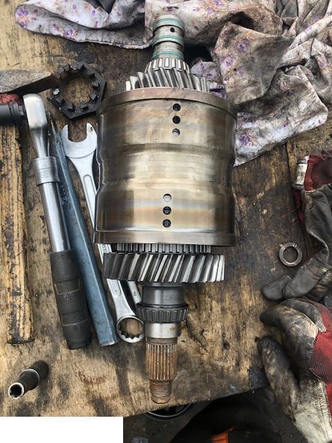 Claas Ranger Matbro - Kosz Skrzyni Biegów - Převodovka a díly pro Zemědělská technika: obrázek 1 Claas Ranger Matbro - Kosz Skrzyni Biegów - Převodovka a díly pro Zemědělská technika: obrázek 1