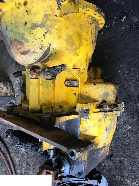 Claas Ranger - Skrzynia INTERNATIONAL Ratio 1:1 - Części - Převodovka pro Teleskopický manipulátor: obrázek 1 Claas Ranger - Skrzynia INTERNATIONAL Ratio 1:1 - Części - Převodovka pro Teleskopický manipulátor: obrázek 1