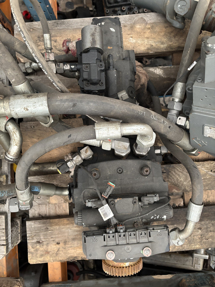 Claas Scorpion 736 Pompa Hydrauliczna - Hydraulické čerpadlo pro Zemědělská technika: obrázek 3 Claas Scorpion 736 Pompa Hydrauliczna - Hydraulické čerpadlo pro Zemědělská technika: obrázek 3