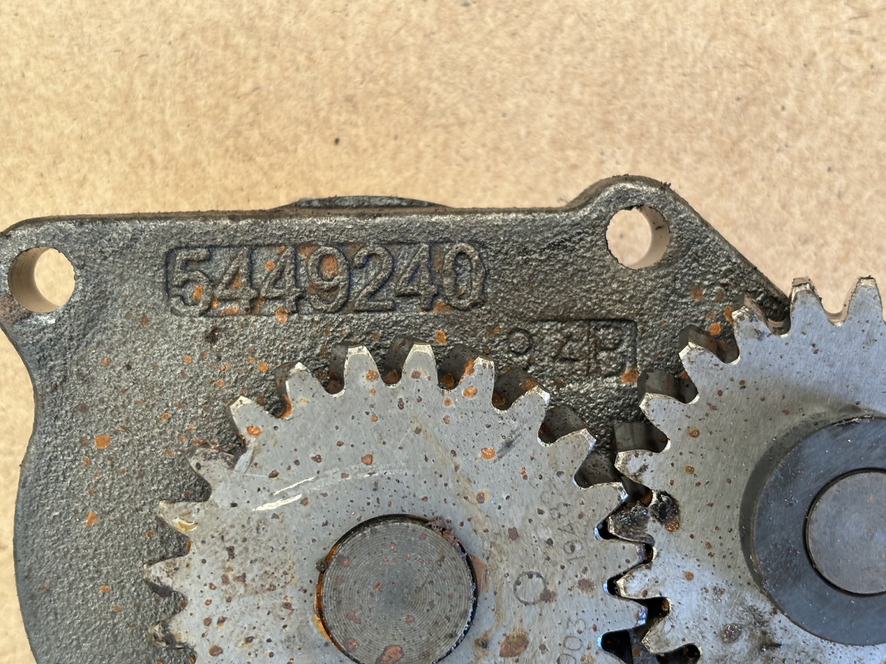 Cummins 6CT 6CT8.3 6C8.3 QSC8.3 ISC8.3 Pompa oleju silnika 5449240 - Olejové čerpadlo: obrázek 2 Cummins 6CT 6CT8.3 6C8.3 QSC8.3 ISC8.3 Pompa oleju silnika 5449240 - Olejové čerpadlo: obrázek 2