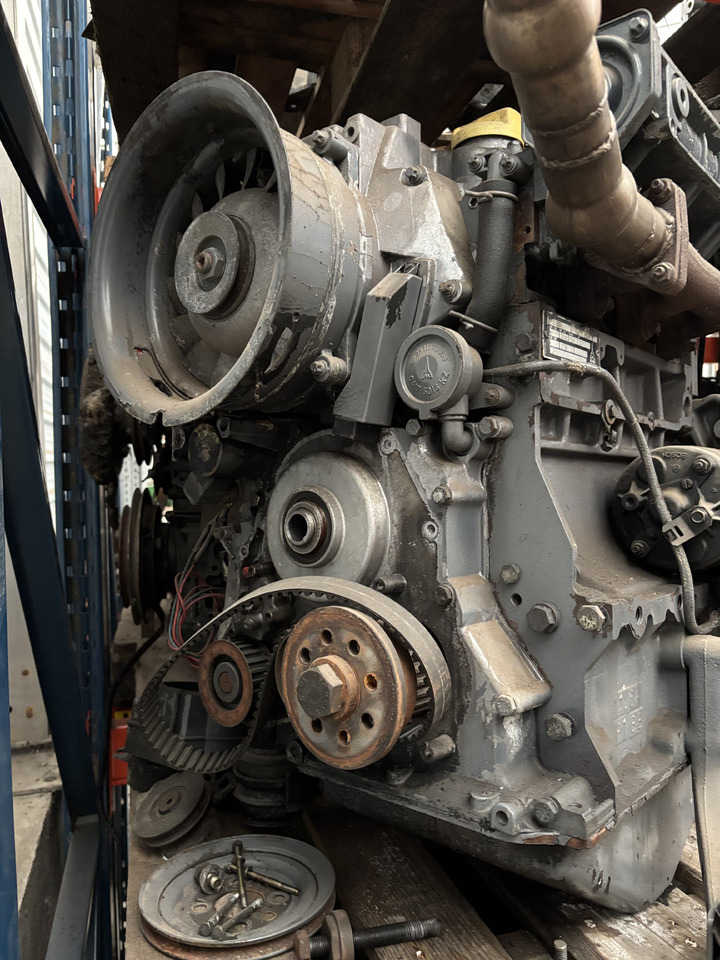 DEUTZ F3L 1011 F3L1011 Silnik - Motor pro Stavební technika: obrázek 4 DEUTZ F3L 1011 F3L1011 Silnik - Motor pro Stavební technika: obrázek 4