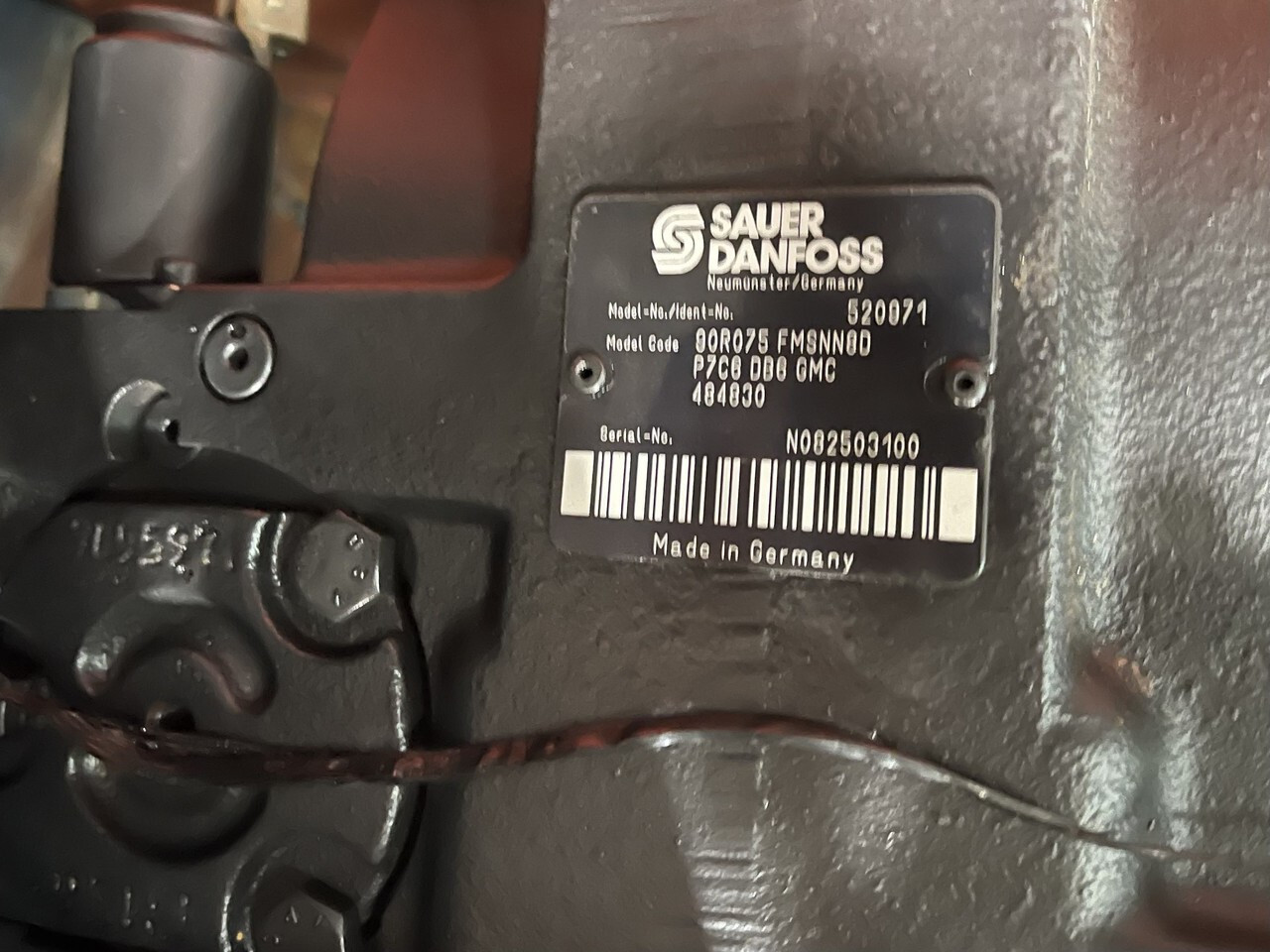 Danfos-pompa jazdy-hydrostat/pompa jazdy Merlo 40.7 - Hydraulické čerpadlo pro Zemědělská technika: obrázek 1 Danfos-pompa jazdy-hydrostat/pompa jazdy Merlo 40.7 - Hydraulické čerpadlo pro Zemědělská technika: obrázek 1