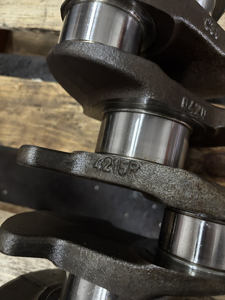Deutz BF6M1012 - wał korbowy 04204215R 02929935 - Zalomený hřídel pro Zemědělská technika: obrázek 2 Deutz BF6M1012 - wał korbowy 04204215R 02929935 - Zalomený hřídel pro Zemědělská technika: obrázek 2