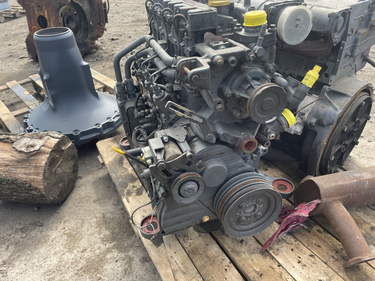 Deutz D2011L04W - silnik kompletny - Motor: obrázek 2 Deutz D2011L04W - silnik kompletny - Motor: obrázek 2