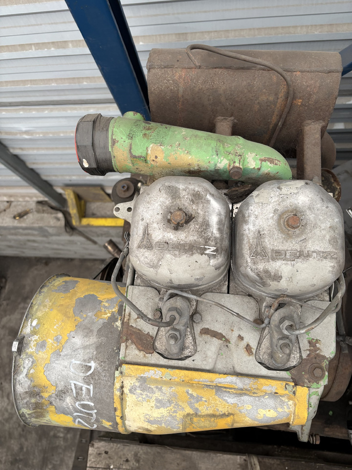 Deutz F2L912 Silnik Kompletny - Motor pro Stavební technika: obrázek 2 Deutz F2L912 Silnik Kompletny - Motor pro Stavební technika: obrázek 2