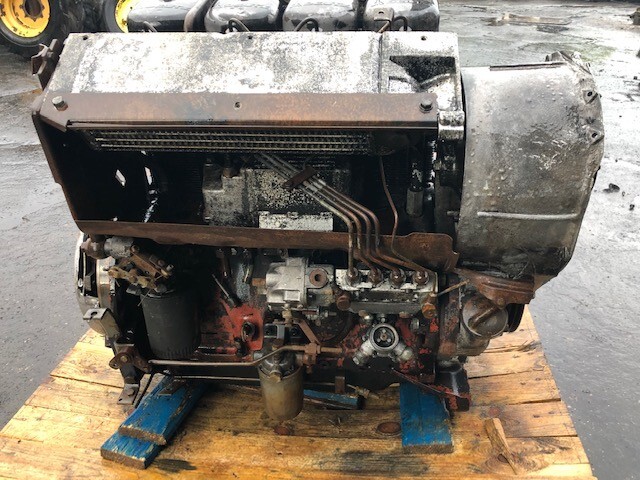 Deutz F4L913 - Blok | Wał Korbowy - Motor a díly pro Zemědělská technika: obrázek 1 Deutz F4L913 - Blok | Wał Korbowy - Motor a díly pro Zemědělská technika: obrázek 1