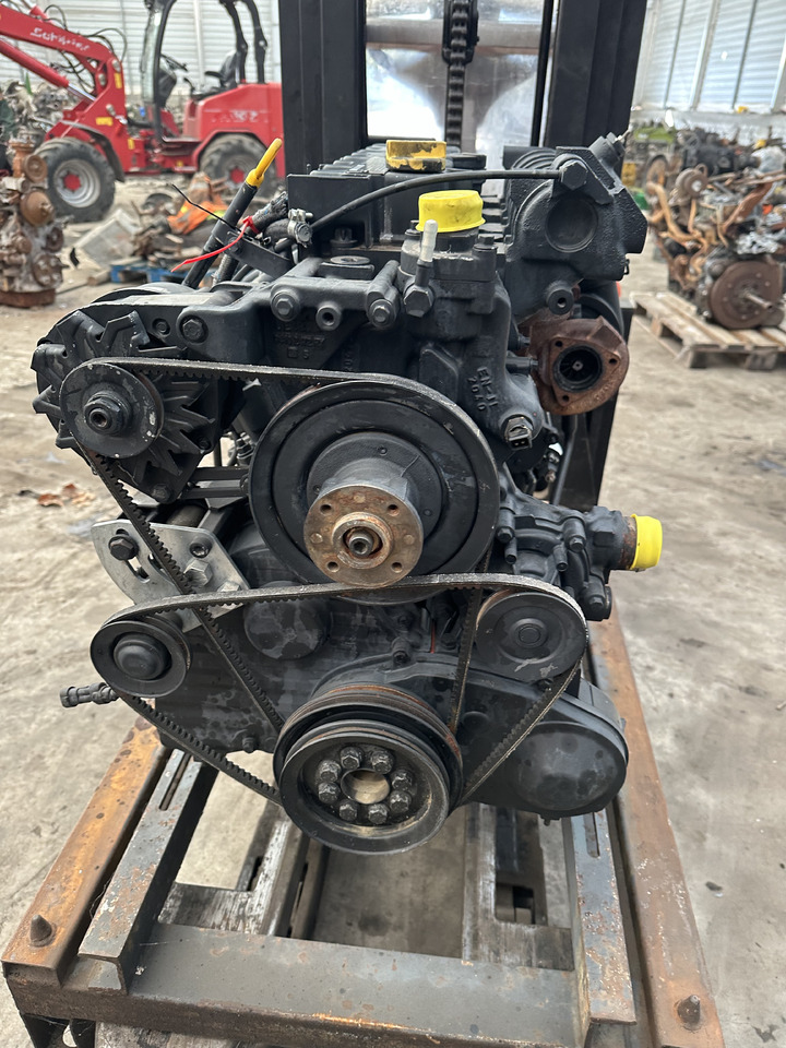 Deutz TD2011L04W - Motor pro Stavební technika: obrázek 3 Deutz TD2011L04W - Motor pro Stavební technika: obrázek 3