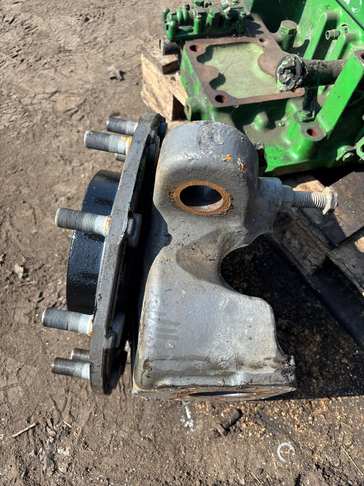 Fendt 720 722 724 726 Zwrotnica z piastą Komplet - Těhlice pro Zemědělská technika: obrázek 2 Fendt 720 722 724 726 Zwrotnica z piastą Komplet - Těhlice pro Zemědělská technika: obrázek 2