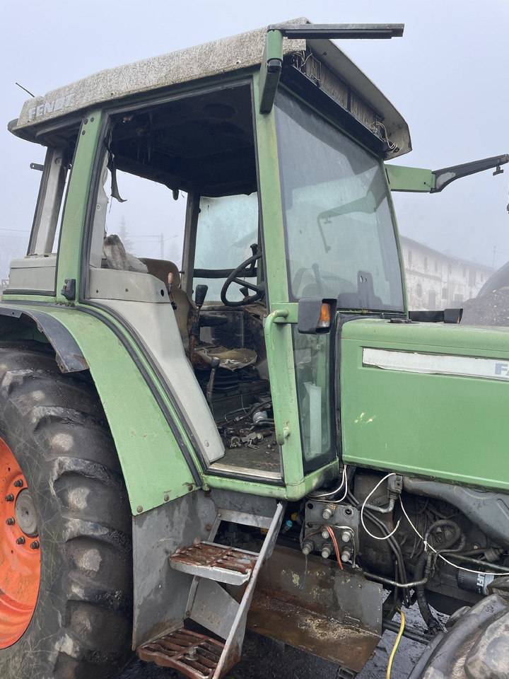 Fendt Farmer 309 - kabina dach drzwi - Dveře a díly pro Zemědělská technika: obrázek 2 Fendt Farmer 309 - kabina dach drzwi - Dveře a díly pro Zemědělská technika: obrázek 2