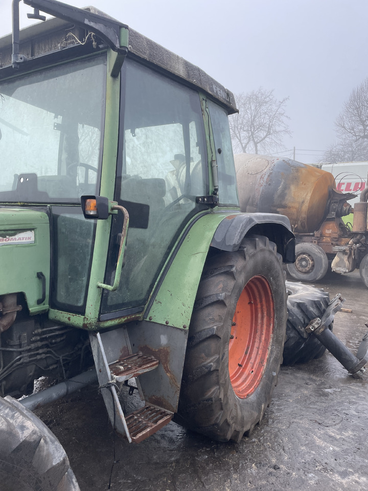 Fendt Farmer 309 - kabina dach drzwi - Dveře a díly pro Zemědělská technika: obrázek 3 Fendt Farmer 309 - kabina dach drzwi - Dveře a díly pro Zemědělská technika: obrázek 3